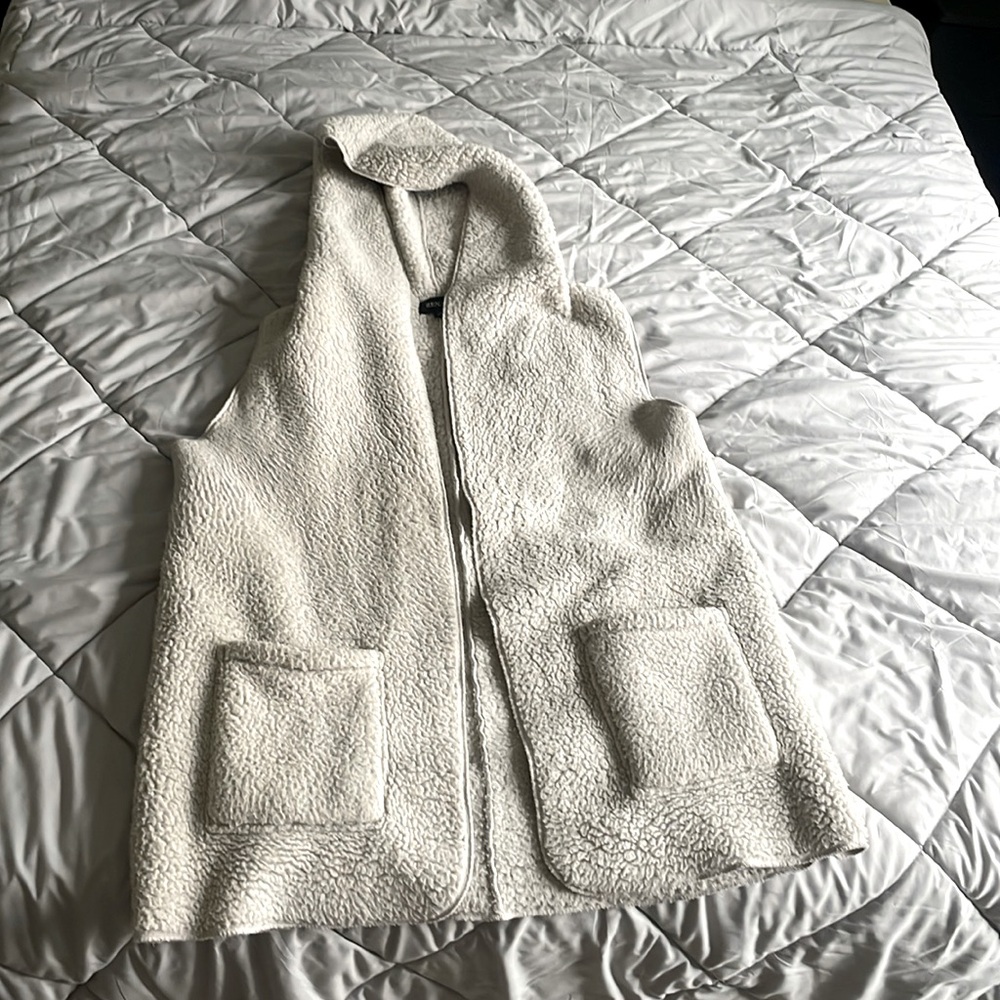 Sherpa fleece hooded Vest